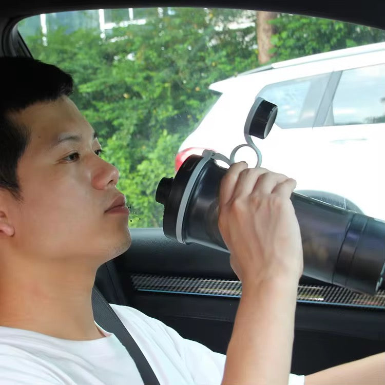 Electric shaker bottle